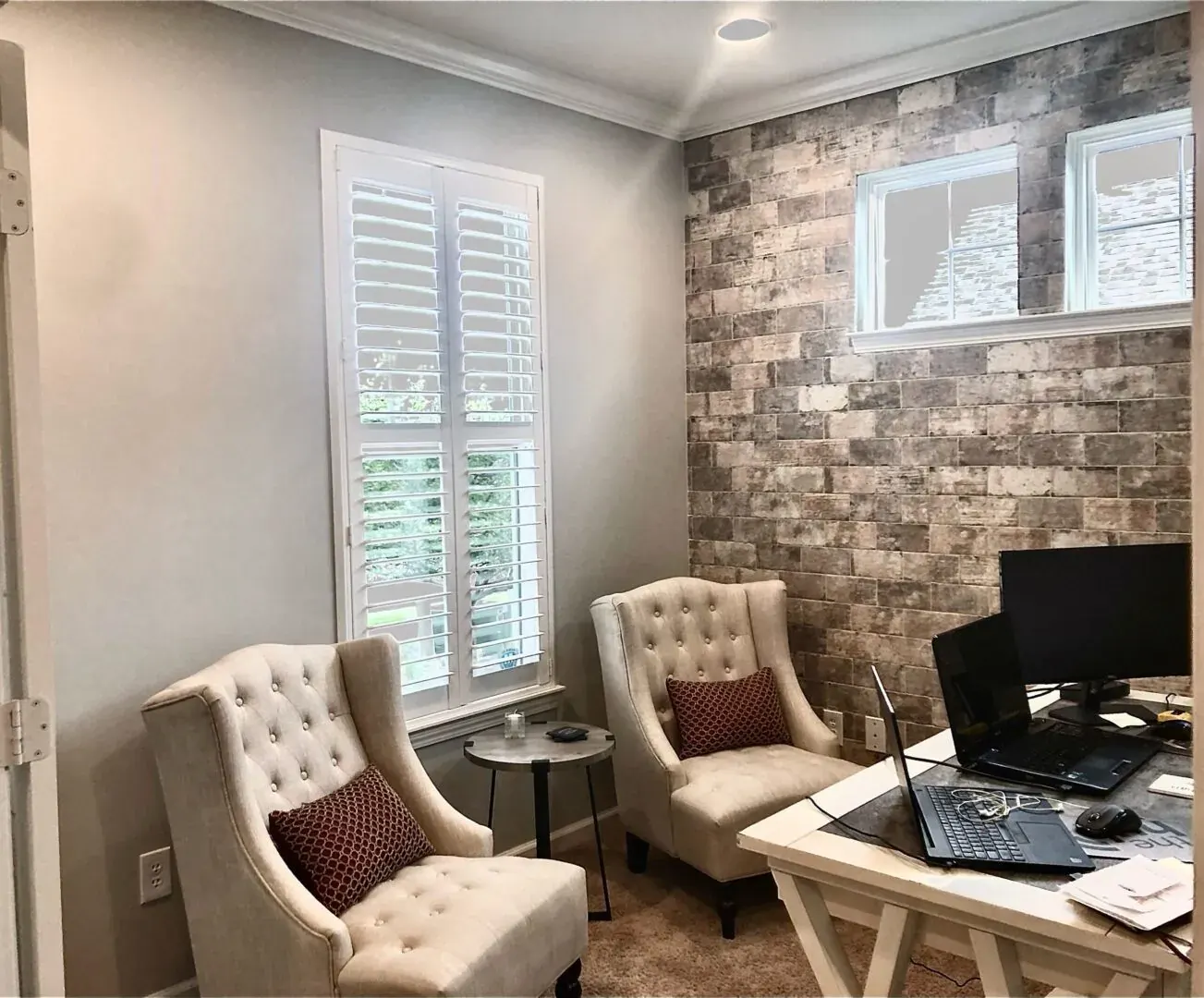 Cellular shades in a Pendleton living room